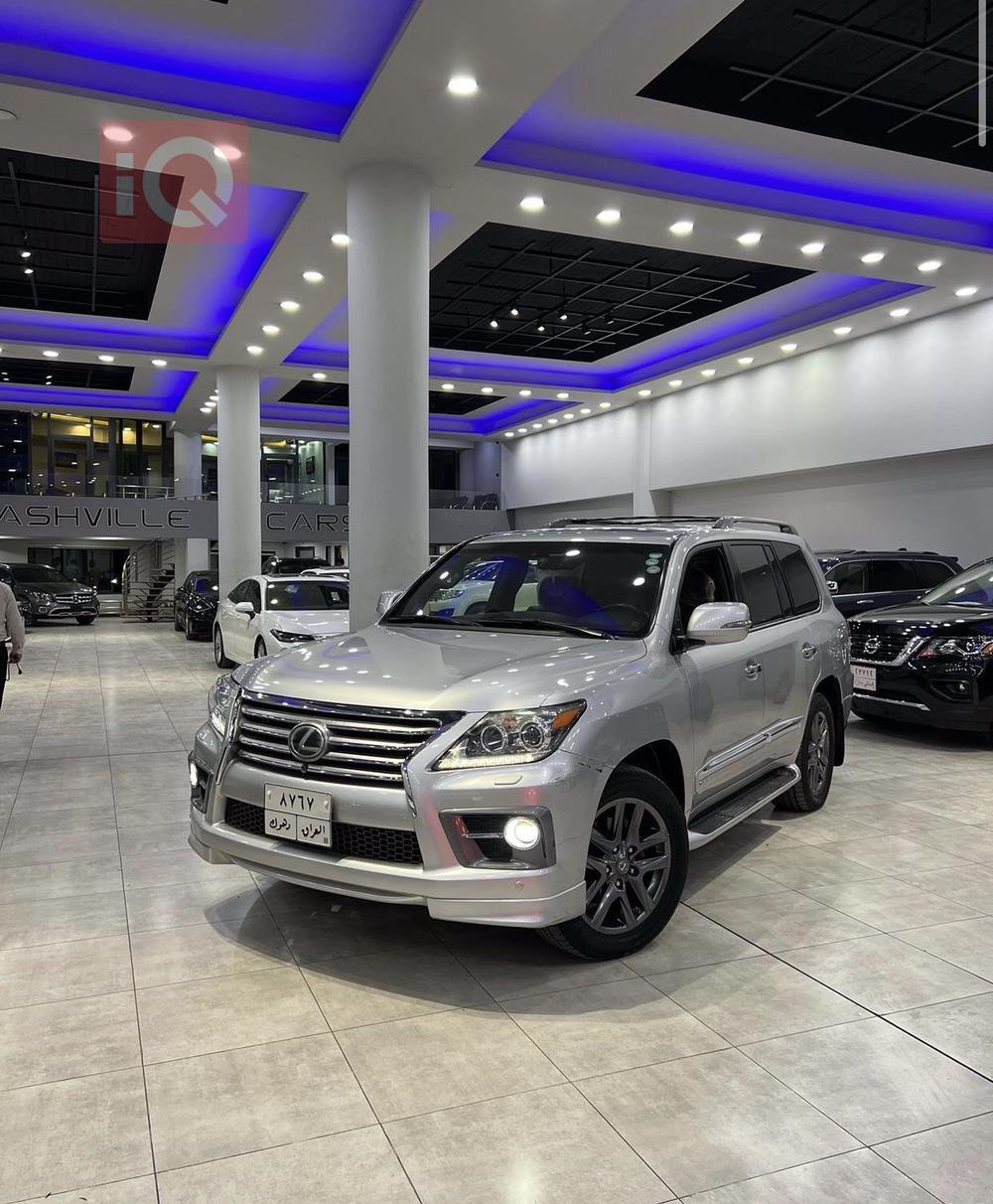 Lexus LX